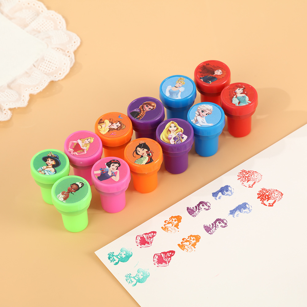 Kids Toys In Wholesale - 12 adet prenses çocuklar pullar karikatür